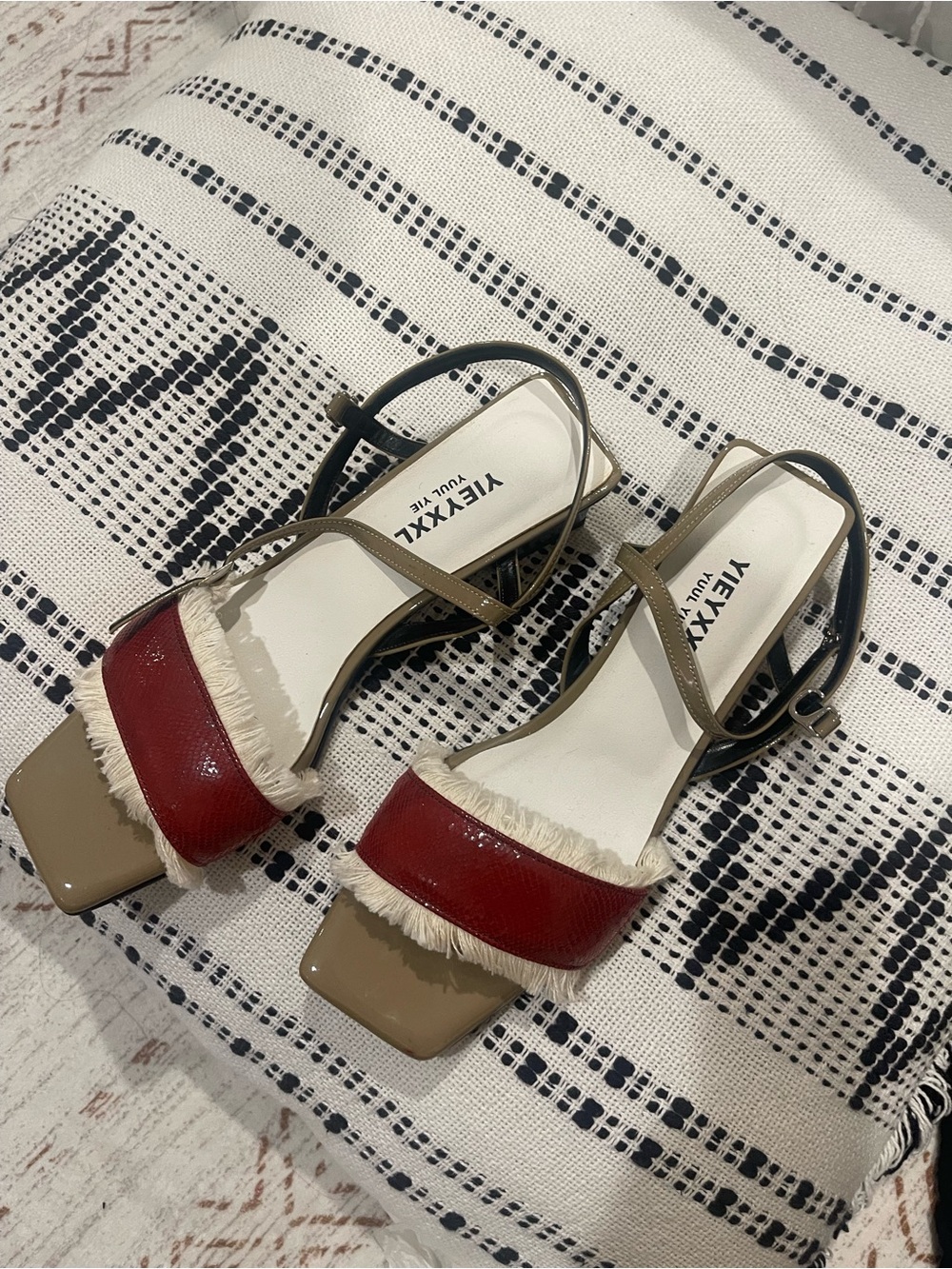 Yuul Yie Red and Ivory Sandals - Picture 3 of 5